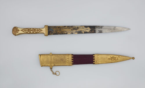 1. Knife in kama type with sheath