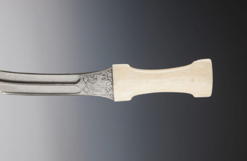 2. Hanjar knife